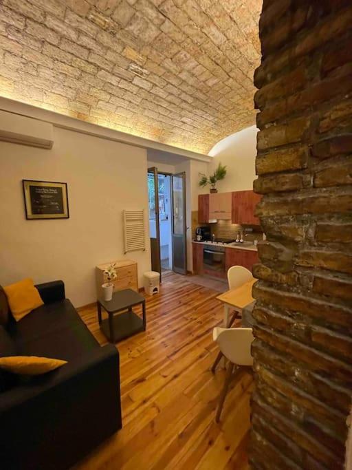 Casa Antica - Antique Apartment With Private Terrace Roma Esterno foto